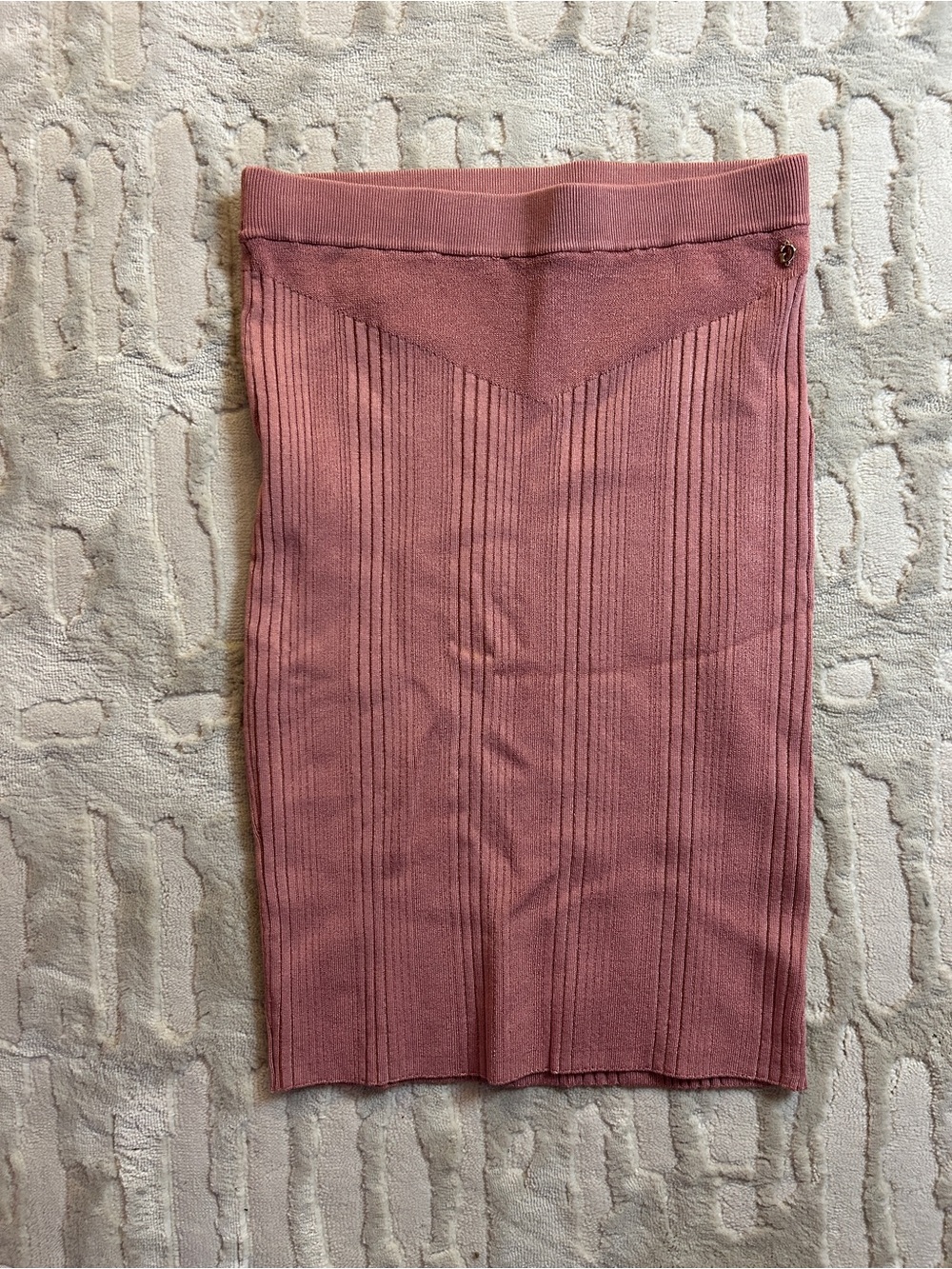 GUESS Ribbed Midi Pencil Skirt in Dusty Rose